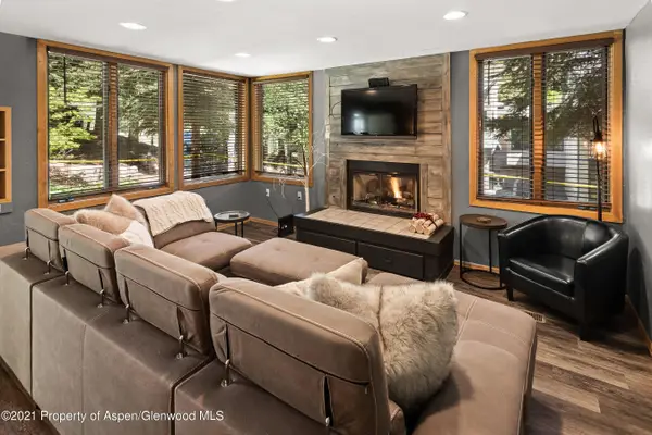 135 Carriage Way #10, Snowmass Village, CO 81615