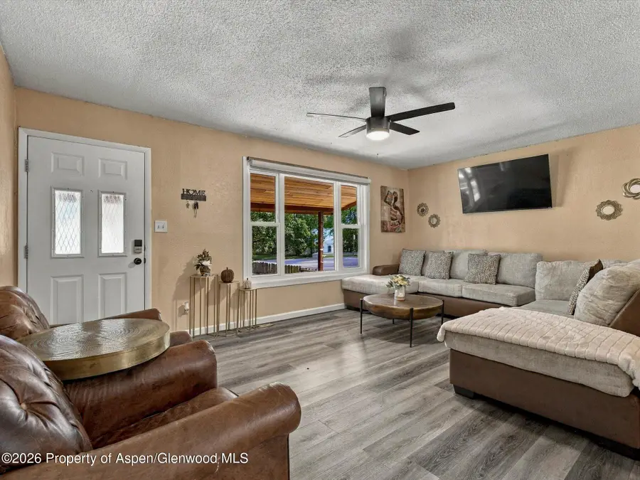 421 N 4th Street, Silt, CO 81652 - #2