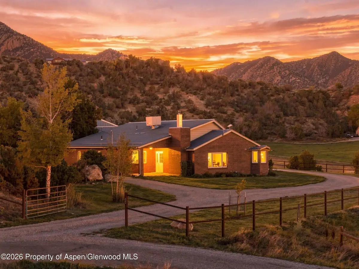 1073 County Road 260, Silt, CO 81652 - #1