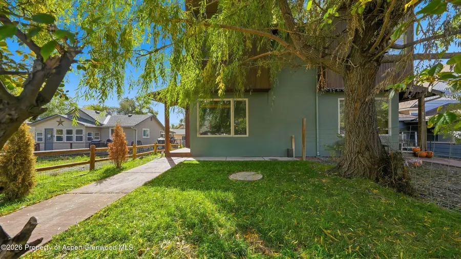 1079 Ballard Avenue #B, Silt, CO 81652 - #3