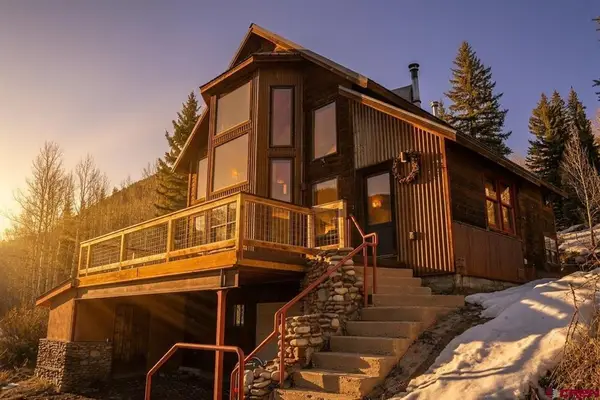15 S Garfield Street, Rico, CO 81332