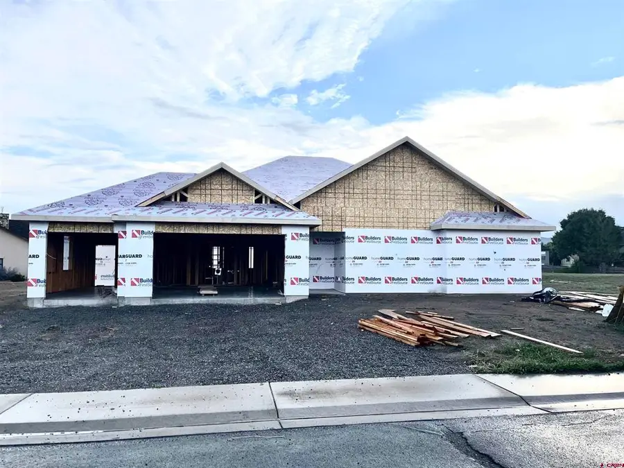 3011 Fortress Circle, Montrose, CO 81401 - #3