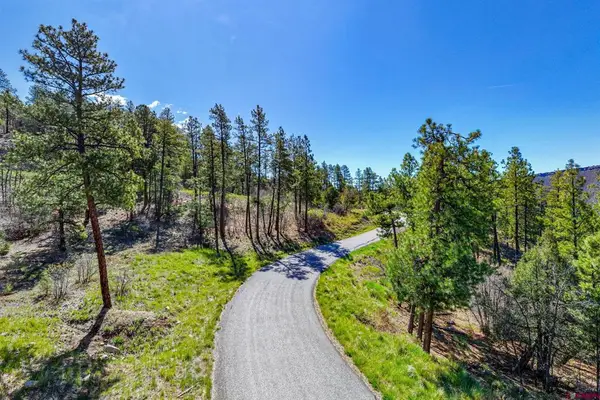 701 Durango Cliffs Drive, Durango, CO 81303