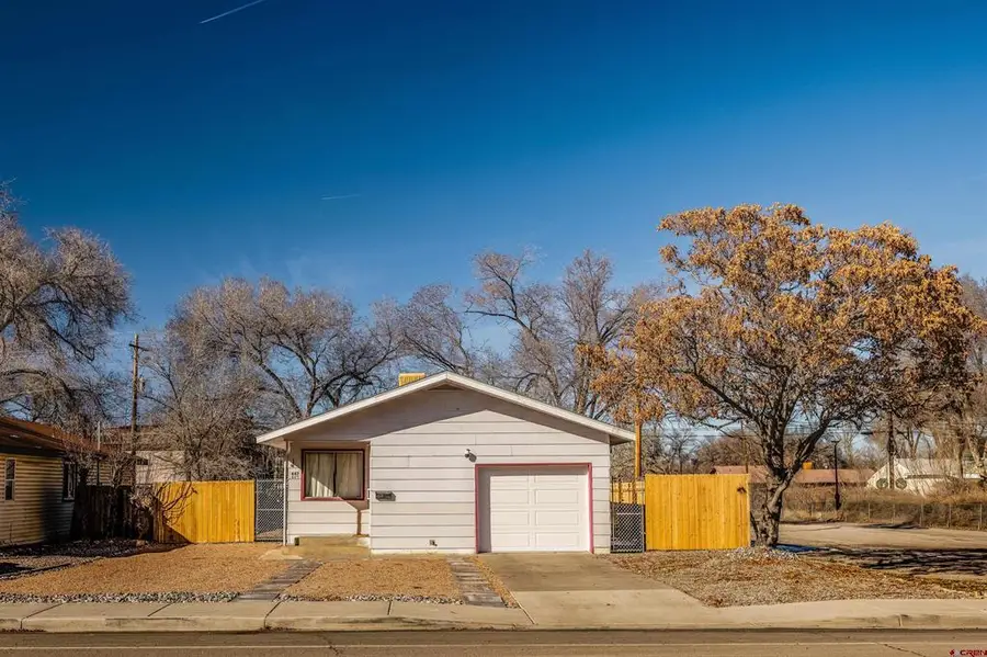 447 S 12th Street, Montrose, CO 81401 - #3