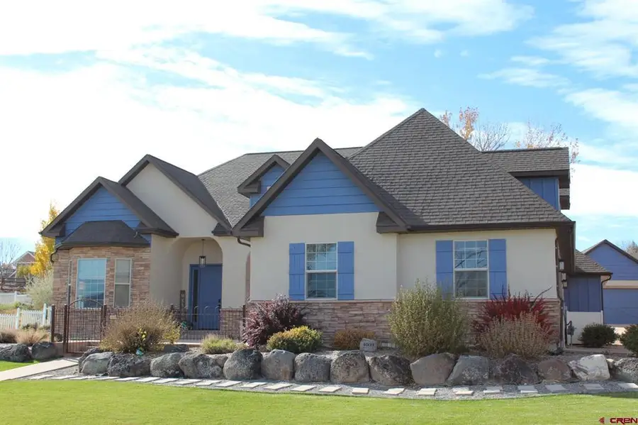 4009 Waterfall Dr Drive, Montrose, CO 81403 - #2