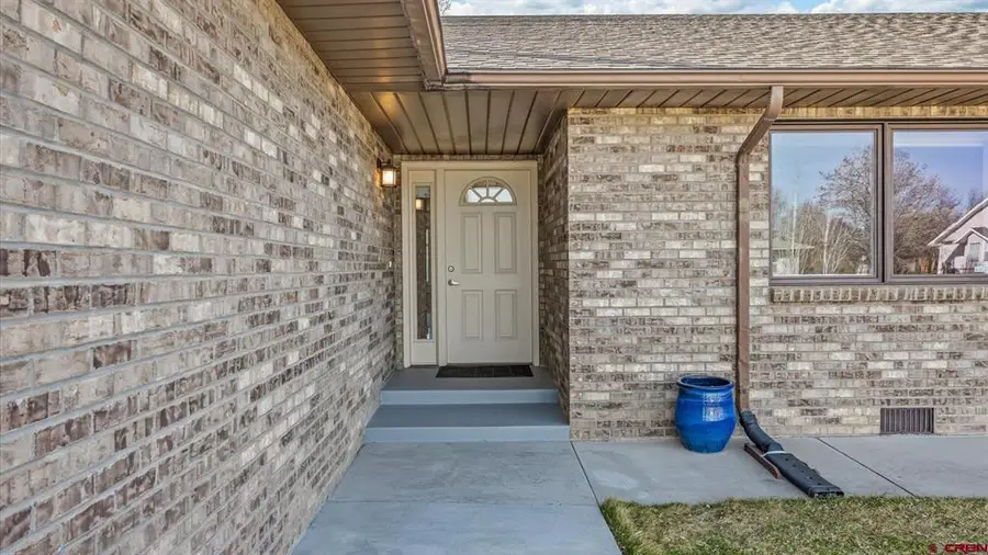 1664 Sneffels Street, Montrose, CO 81401 - #2