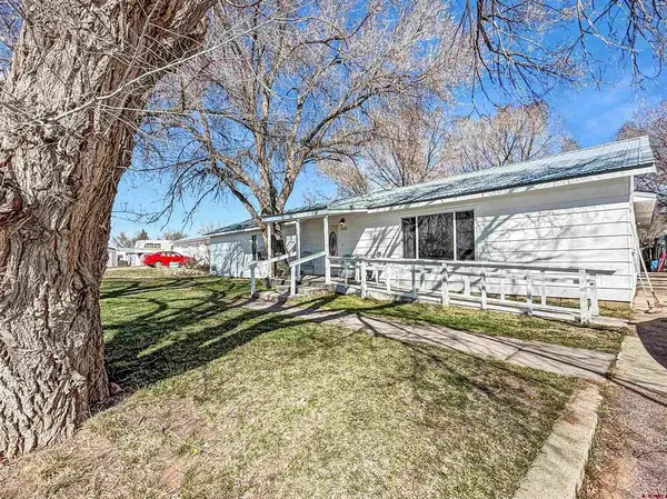 412 W 1st Street, Dove Creek, CO 81324