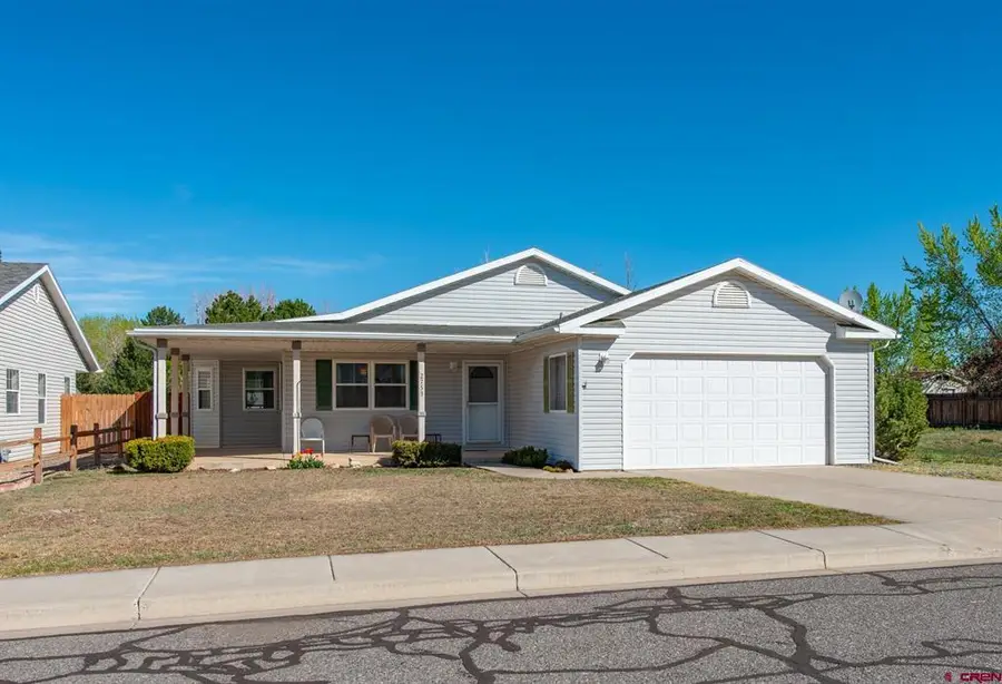 2753 Country Club Way, Montrose, CO 81401 - #2