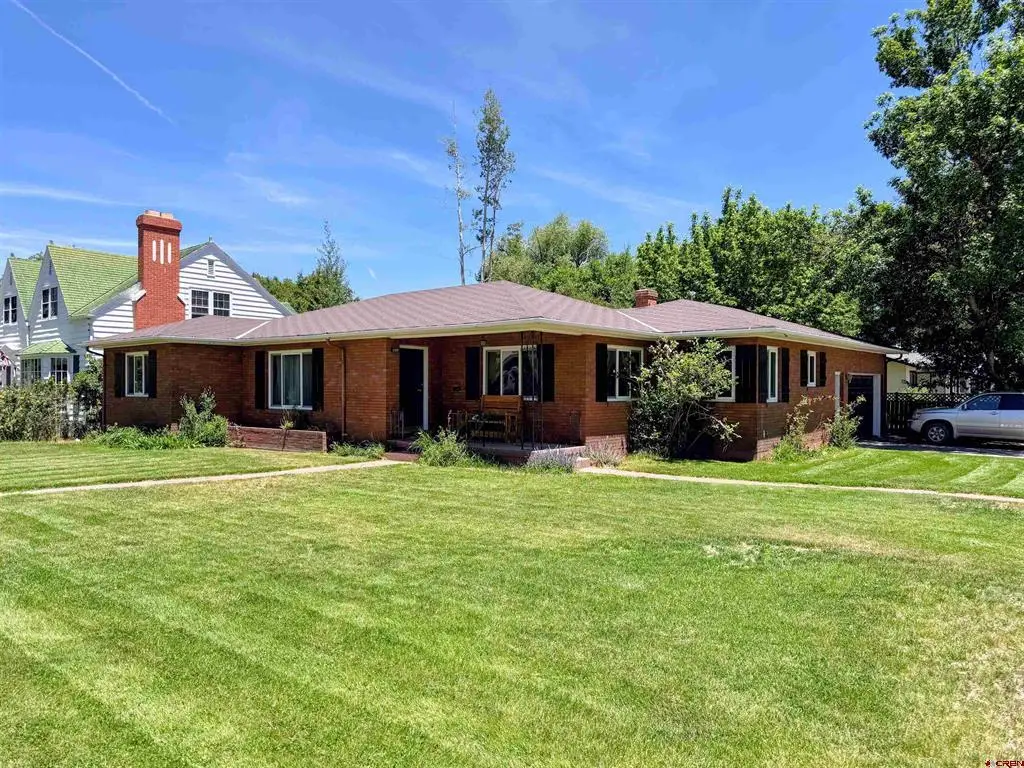 222 La Veta Avenue, Alamosa, CO 81101 - #1