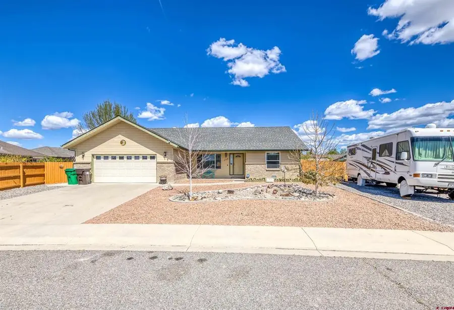 1715 Alder, Montrose, CO 81401 - #2