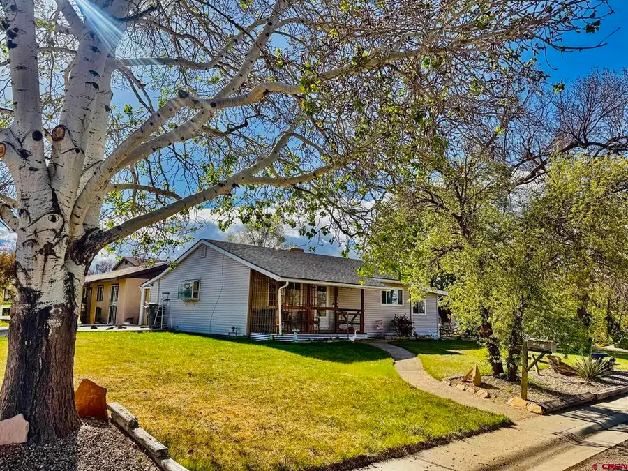 402 S Park Street, Cortez, CO 81321 - #3