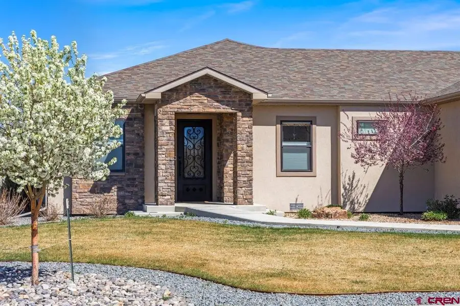3415 Woodbridge Place, Montrose, CO 81401 - #2