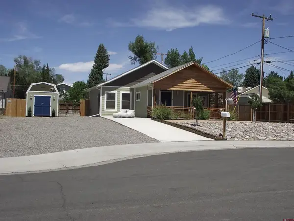 937 S 10th Street, Montrose, CO 81401
