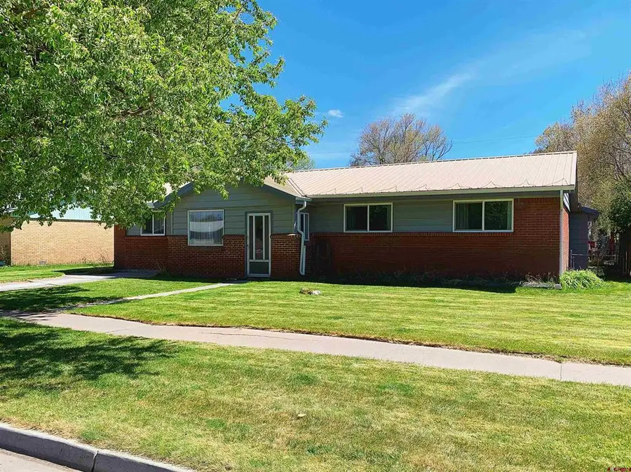 204 Thirteenth Street, Alamosa, CO 81101 - #2