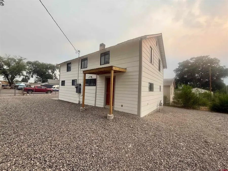 239 W North 1st Street, Montrose, CO 81401 - #2