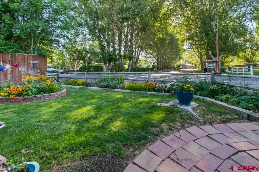 847 S Church Avenue, Olathe, CO 81425 - #3