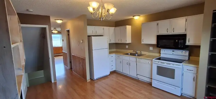 211 W Rio Grande Avenue #9, Gunnison, CO 81230 - #3