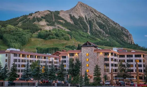 6 Emmons Road #417, Mt. Crested Butte, CO 81225