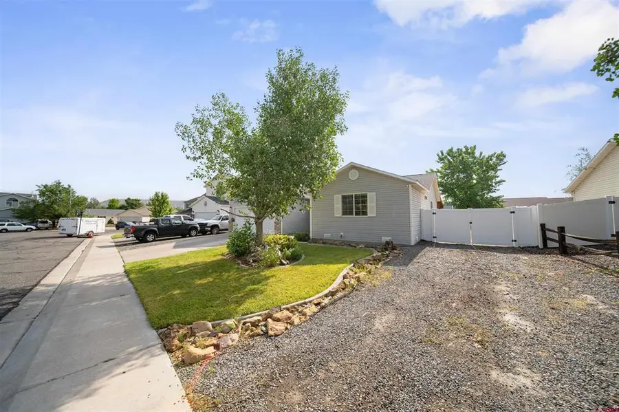 818 Cow Bell Court, Montrose, CO 81401 - #2