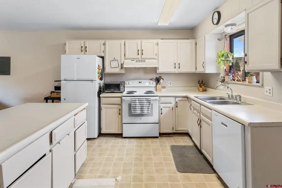 212 S 11th Street #209, Gunnison, CO 81230 - #2