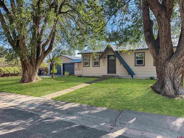 206 S Valley Road, Cortez, CO 81321