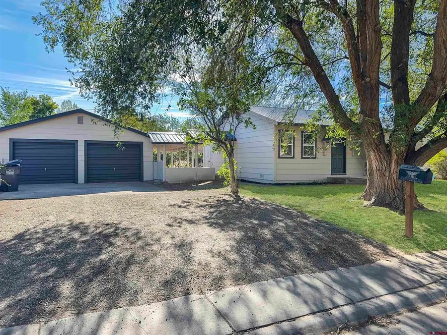 206 S Valley Road, Cortez, CO 81321 - #2
