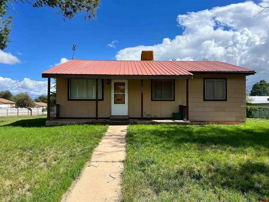 202 S Park St, Cortez, CO 81321 - #2
