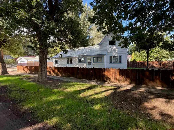 320 S 6th Street, Olathe, CO 81425
