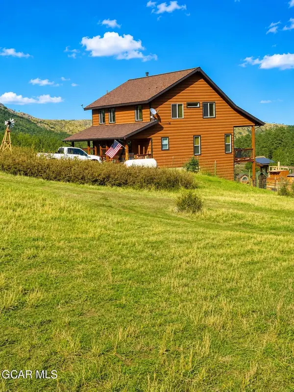 470 Lakeview Drive, Fort Collins, CO 80524