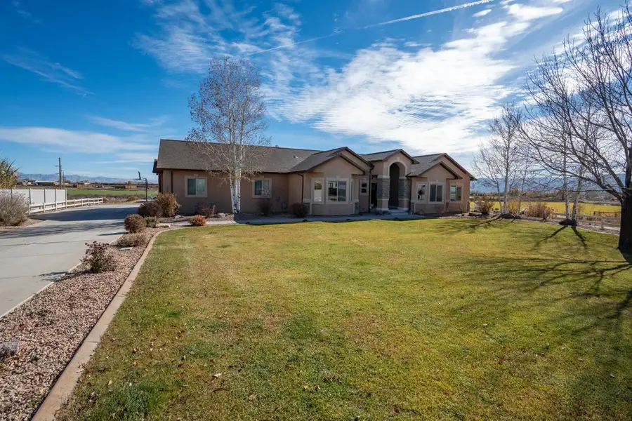 1322 Gold Lake Drive, Loma, CO 81524 - #3