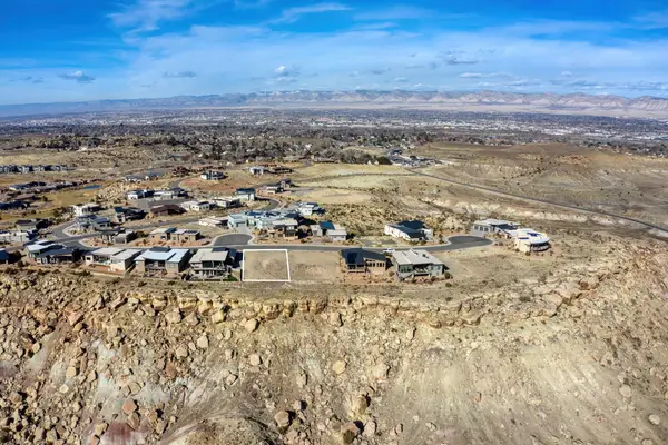 359 Ledges Point, Grand Junction, CO 81507
