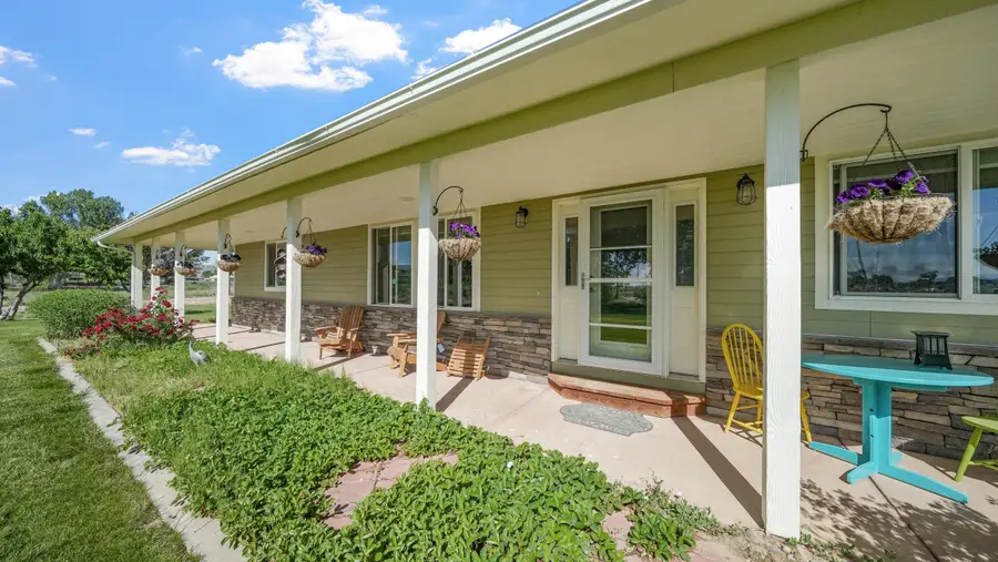 1392 M 1/4 Road, Loma, CO 81524 - #2
