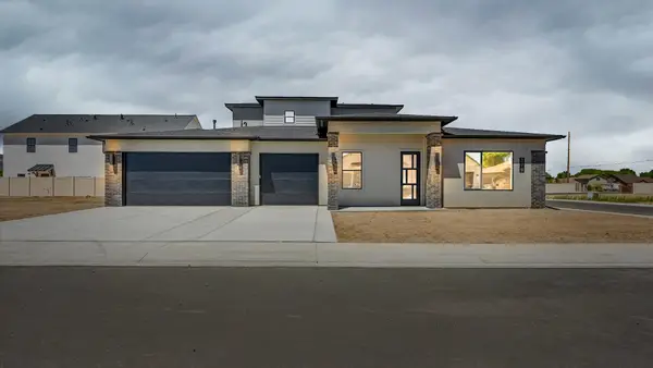 379 Hatchet Canyon Circle, Fruita, CO 81521
