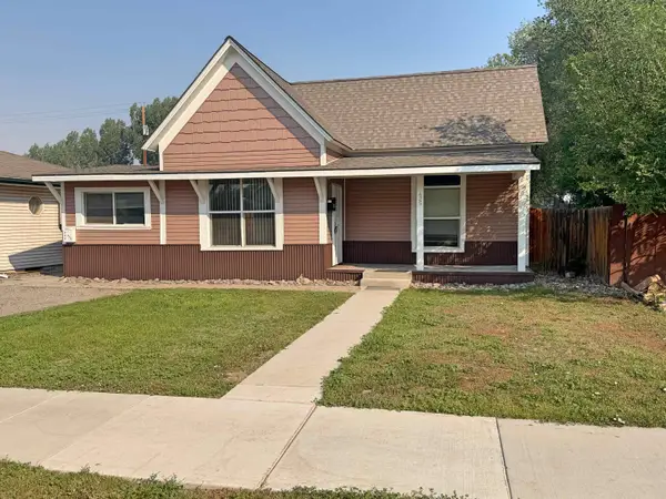 425 S 5th Street #425 1/2 S 5th, Montrose, CO 81401