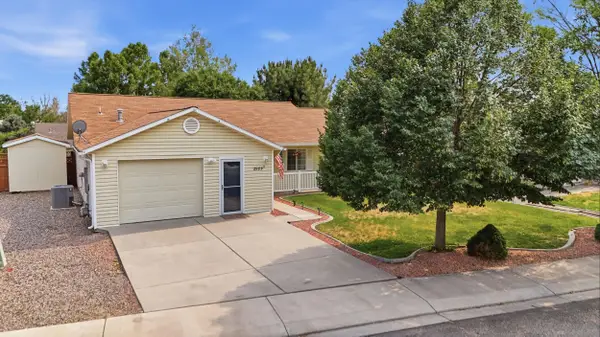 2989 1/2 Summerbrook Drive, Grand Junction, CO 81504