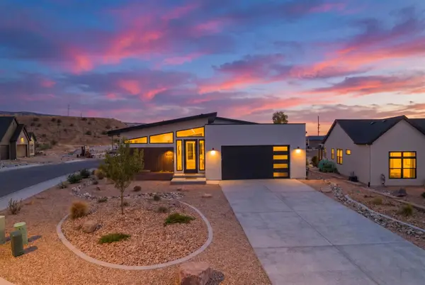 2260 Pyramid Peak Loop, Grand Junction, CO 81507
