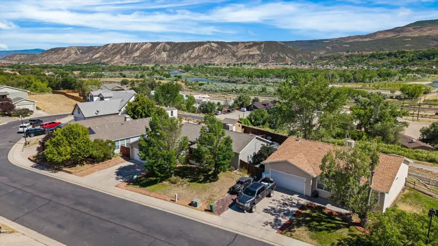 2443 Pioneer Way, Rifle, CO 81650 - #3
