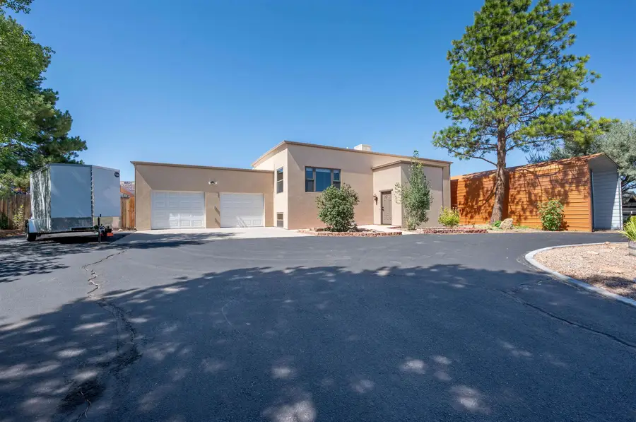 547 W Greenwood Drive, Grand Junction, CO 81507 - #2