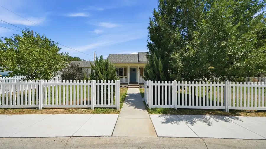 238 W 6th Avenue, Palisade, CO 81526 - #2