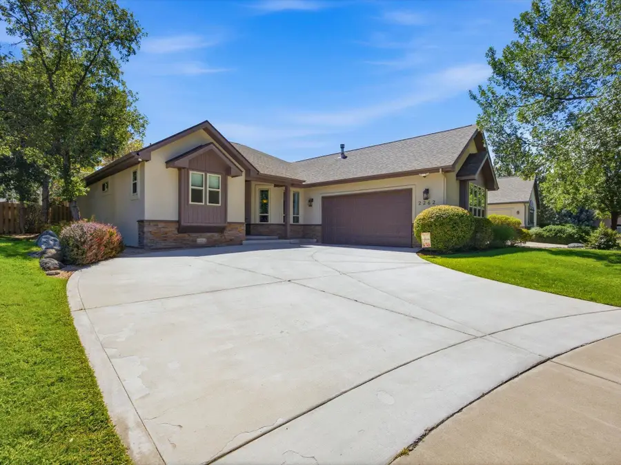 2262 Fernwood Court, Grand Junction, CO 81506 - #2