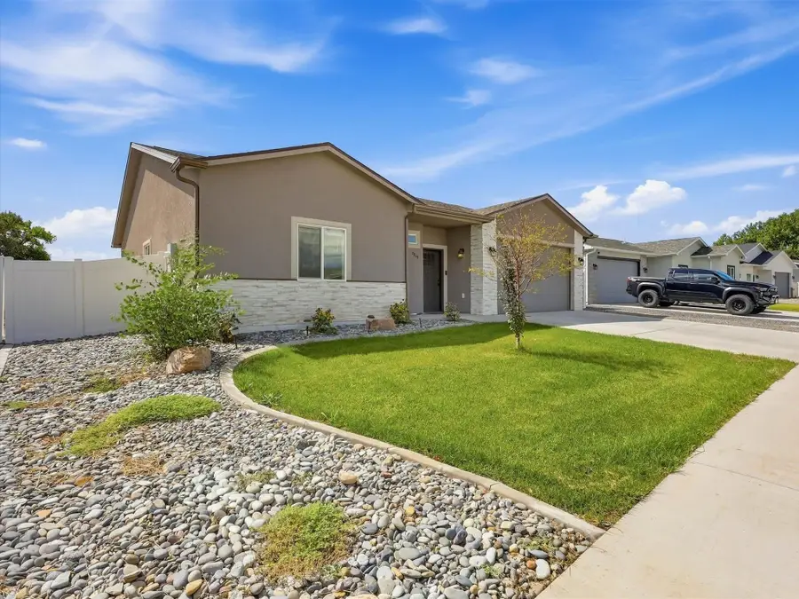 2879 Streamside Avenue, Grand Junction, CO 81501 - #2