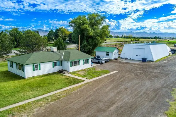 1098 21 1/2 Road, Grand Junction, CO 81505