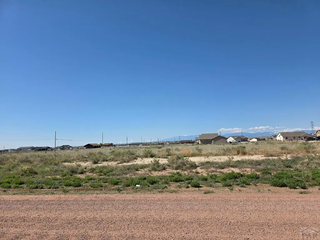 1108 E Blackstone Dr, Pueblo West, CO 81007 - #1