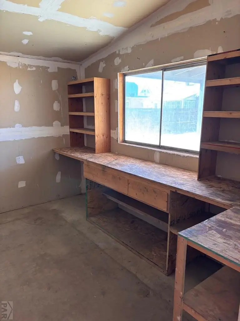 805 Raton Ave, La Junta, CO 81050 - Image #2