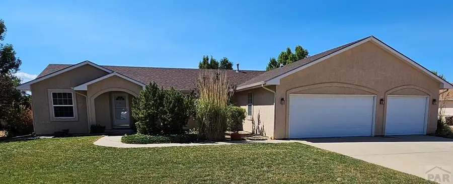 331 S Nicklaus Dr, Pueblo West, CO 81007 - Image #2