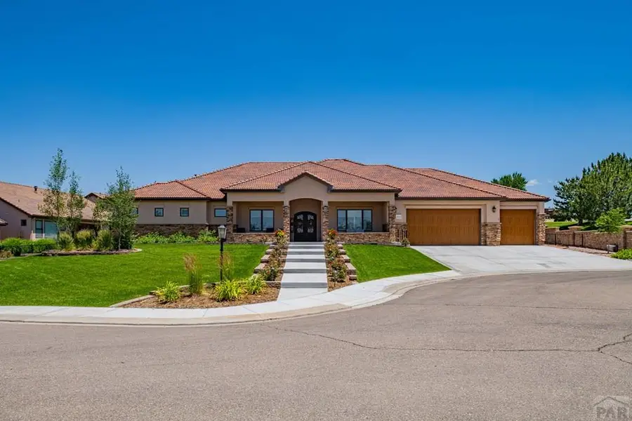 4310 Porta Fina Dr, Pueblo, CO 81001 - Image #2