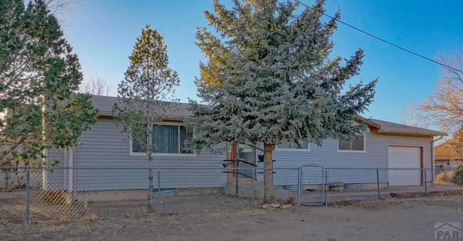 925 Russell Ave, Walsenburg, CO 81089 - Image #2