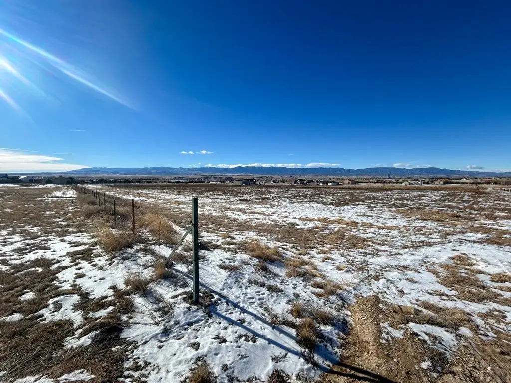 83 Top Rail Trail, Penrose, CO 81240 - Image #1