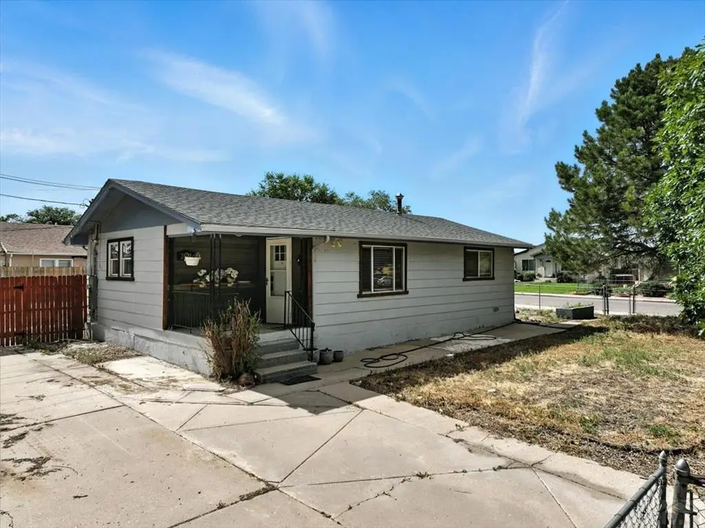 2402 W 17th St, Pueblo, CO 81003 - Image #1