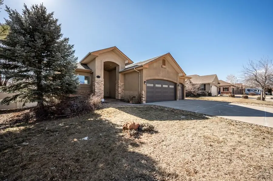 1710 Aquila Dr, Pueblo, CO 81008 - Image #2